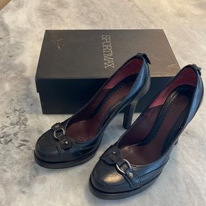 Sportsmax black heels size 8.5